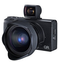RICOH 理光 GR 数码相机（APS-C、等效28/2.8）