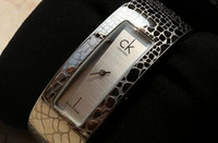 Calvin Klein Instinctive K2023120 女士时装腕表
