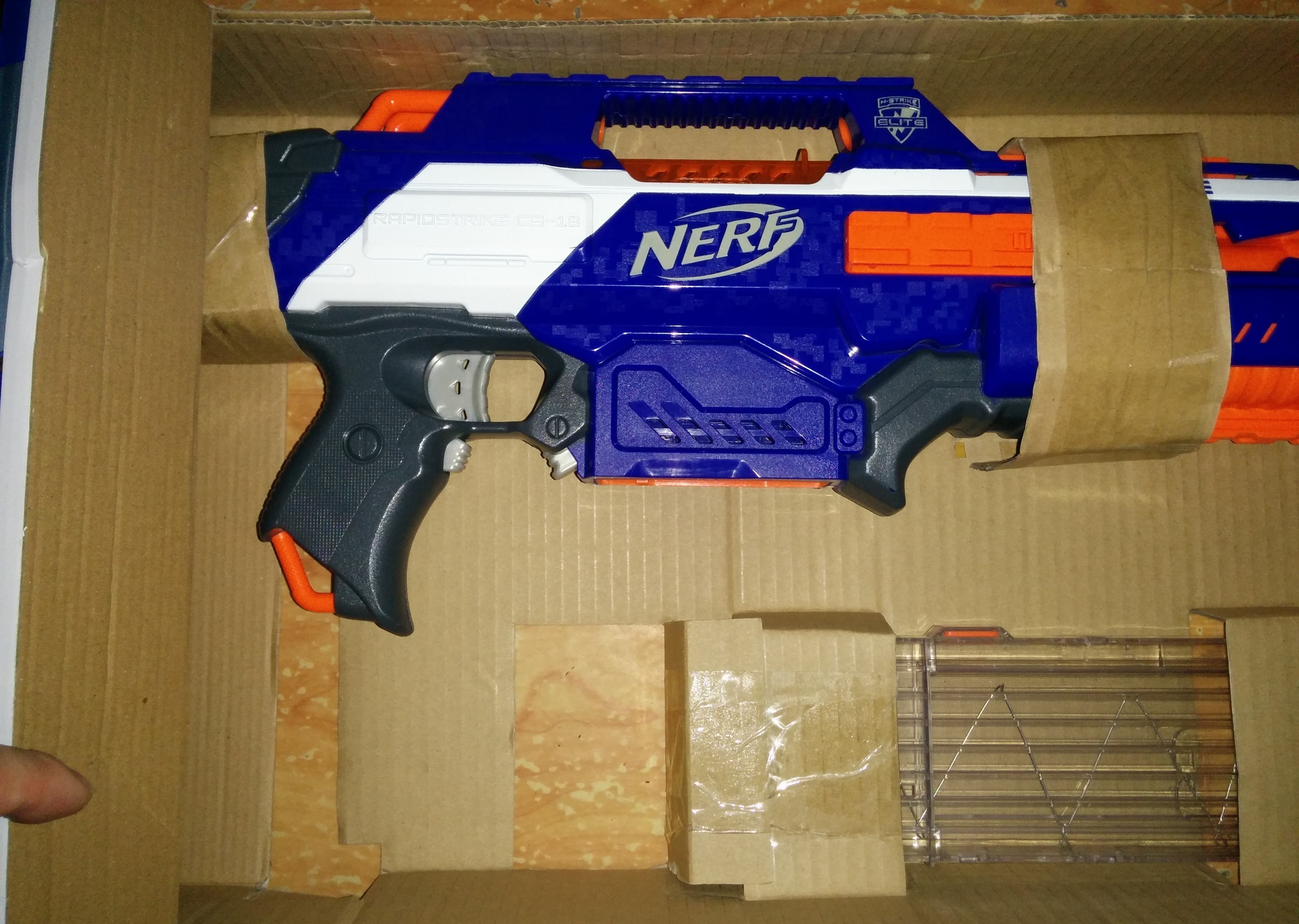 nerf 孩之宝 精英系列超凡发射器cs18