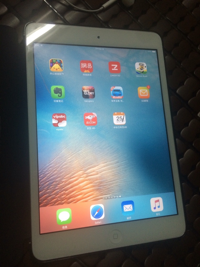 ipad mini2 128g a1490 4g插卡版 9.5新