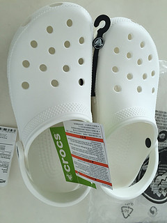 Crocs白色正版中性洞洞鞋(购买于英国亚马逊)