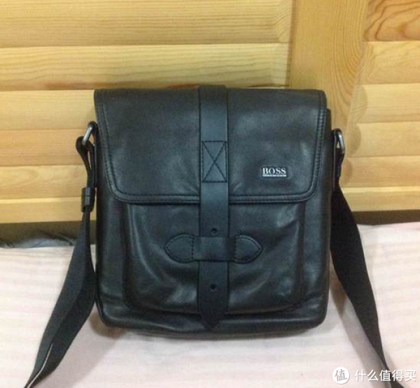 HUGO BOSS 50248812 001 HZ 男士真皮单肩包