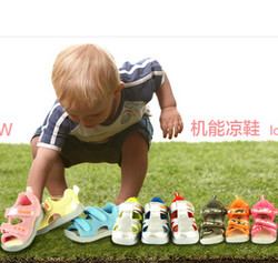 促销活动： 母婴之家 Combi 康贝 宝宝机能鞋