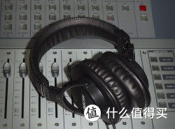 TASCAM  TH-MX2 监听级 头戴式耳机