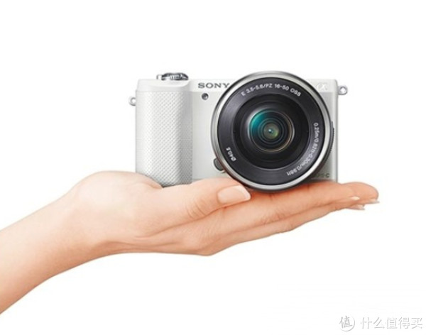 SONY 索尼 ILCE-5000(a5000) 16-50mm 微单套机 三色