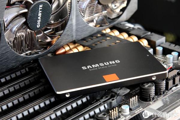 新低价：SAMSUNG 三星 840 Pro SSD固态硬盘 512GB（100K IOPS、读写 540MB/s）