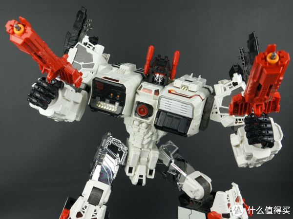 日版好价:Hasbro 孩之宝 猛大帅 泰坦级变形金刚 30周年纪念版