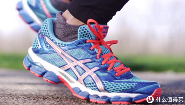 ASICS 亚瑟士 GEL-CUMULUS 15 次旗舰 男/女款缓震跑步鞋