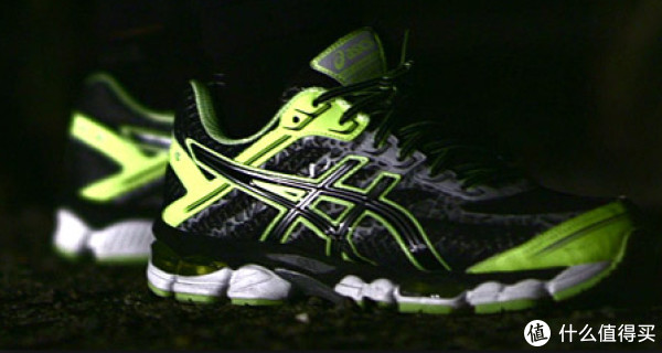 ASICS 亚瑟士 GEL-Cumulus 15 次旗舰 男款缓震跑步鞋