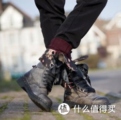 Dr. Martens Airwair Usa Llc  女款马丁靴