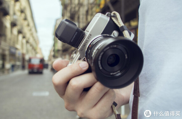 OLYMPUS 奥林巴斯 E-P5 微单套机(17mm/1.8 镜头、五轴防抖)