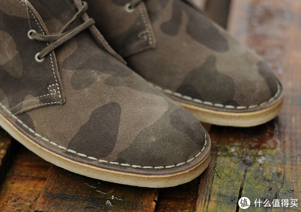 Clarks 其乐 Desert Boot 真皮男款沙漠靴 迷彩款