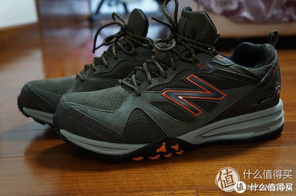 new balance 新百伦 MO989 Multi-Sport 男款户外跑鞋