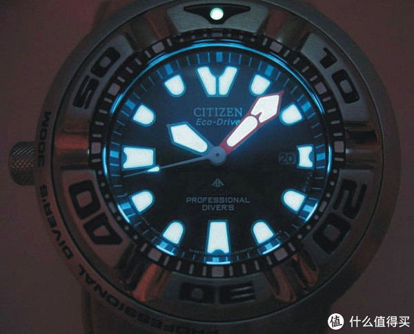 CITIZEN 西铁城 BJ8050-08E Eco-Drive 男款光动能深潜腕表（300米防水、附额外防腐蚀表带）