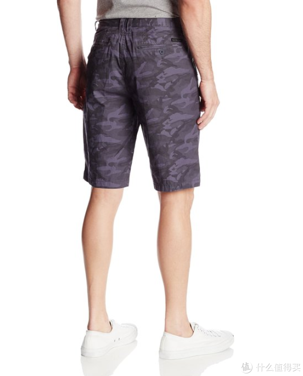 Calvin Klein Jeans Flat-Front Camo 男款休闲短裤