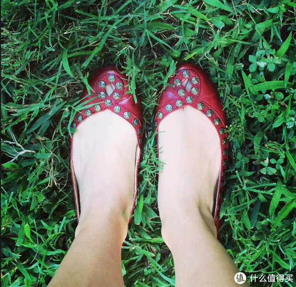 FRYE Emma Hammered Stud Cognac Soft Vintage Leather 女士真皮单鞋