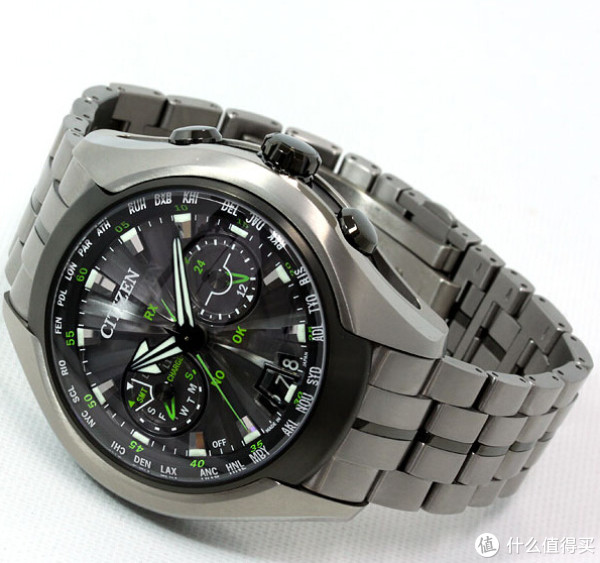 CITIZEN 西铁城 "Satellite Wave Air" Titanium 系列 CC1055-53E 男款光动能卫星对时腕表