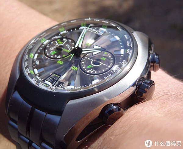 CITIZEN 西铁城 "Satellite Wave Air" Titanium 系列 CC1055-53E 男款光动能卫星对时腕表