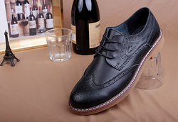 Clarks 其乐 Raspin Brogue 男士雕花皮鞋