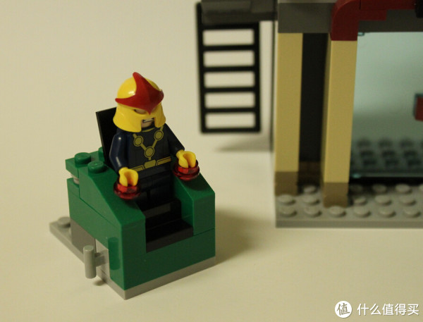 LEGO 乐高 超级英雄系列 76005 蜘蛛侠之决战号角报大楼