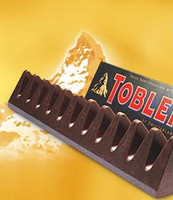 限华南：TOBLERONE 瑞士三角 黑巧克力含蜂蜜及巴旦木糖100g