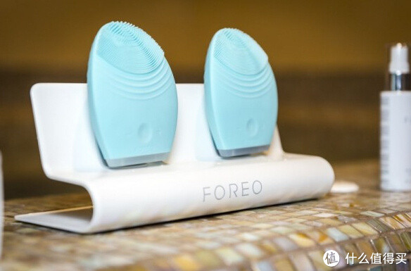 FOREO LUNA MINI 净透缓龄洁面仪