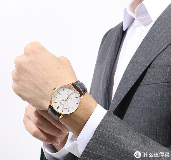 EDOX 依度 Les Vauberts Day Date系列 83007-37R-AIR 男款机械腕表