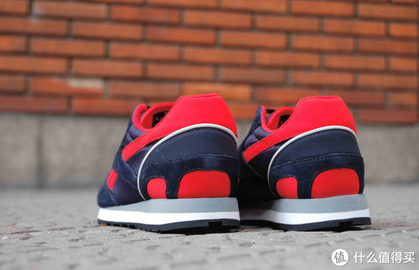 Reebok 锐步