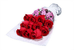 爱尚鲜花 11枝红玫瑰情人节鲜花礼盒昆明出口A级品质（每个ID限购5件）