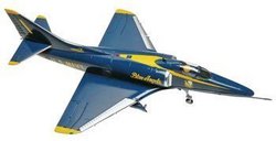 Revell 利华 A-4 空中之鹰蓝天使攻击机1:48模型，蓝天使手表绝配。