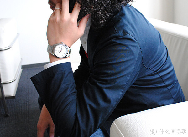 OMEGA 欧米茄 Seamaster 海马 231.10.43.22.02.001 男款机械腕表