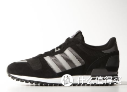 adidas ZX 700 跑鞋