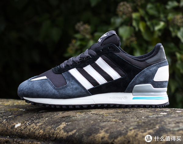adidas 阿迪达斯 ZX 700 男款经典复古跑鞋(三色可选)