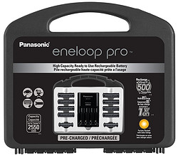 Panasonic 松下 eneloop pro K-KJ17KHC82A 充电器套装（8节5号、2节7号、CC17充电器）