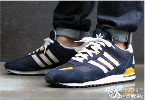 adidas 阿迪达斯 ZX 700 男款经典复古跑鞋