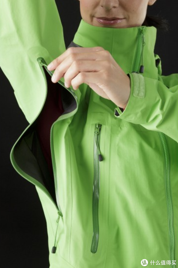 ARC'TERYX 始祖鸟 Beta LT Hybrid 女款轻量冲锋衣(Gore-Tex)