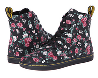 Dr. Martens Hackney 7-Eye 女款帆布鞋