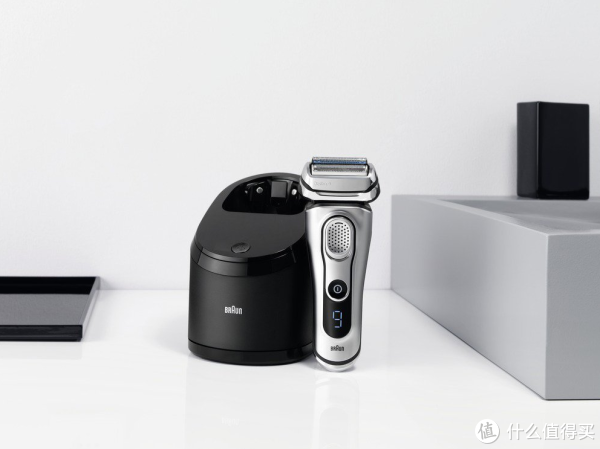 BRAUN 博朗 旗舰级 Series 9系列 9090cc 电动剃须刀(带清洁桶)