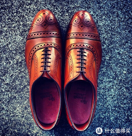 Allen Edmonds  Strand Cap-Toe Oxford 男士雕花真皮正装鞋