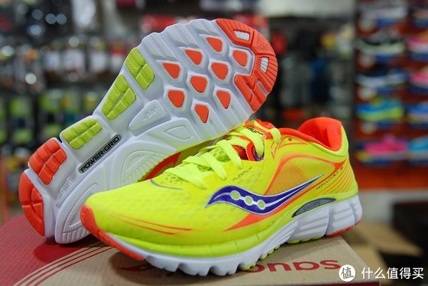 saucony Kinvara 5 女款缓冲跑鞋