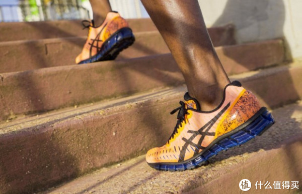 新款尝鲜：ASICS 亚瑟士 Gel Quantum 360 男款顶级避震跑鞋