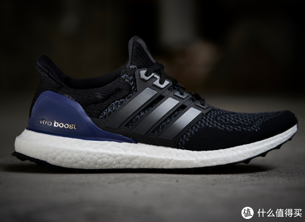 adidas 阿迪达斯 Ultra Boost  男款旗舰跑鞋