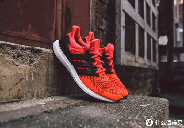 adidas 阿迪达斯 Ultra Boost  男款旗舰跑鞋