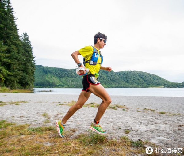 Hoka One One Odyssey 男款越野跑鞋