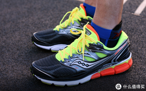 Prime会员专享：saucony Hurricane ISO 男款顶级支撑系跑鞋