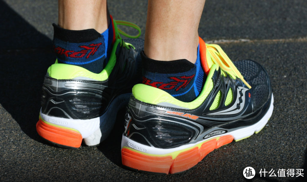 Prime会员专享：saucony Hurricane ISO 男款顶级支撑系跑鞋