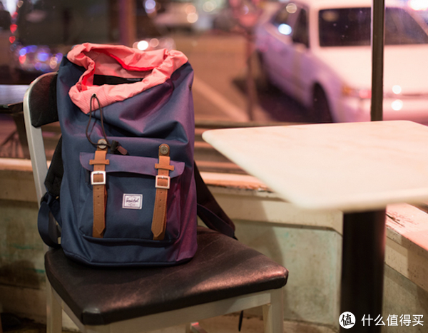 Herschel Supply Co. Little America 双肩背包 迷彩海军蓝