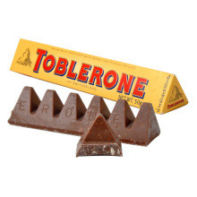 TOBLERONE 瑞士三角 牛奶巧克力含蜂蜜及巴旦木糖 50g*6条