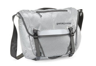 Patagonia Black Hole Mini 邮差包 12L