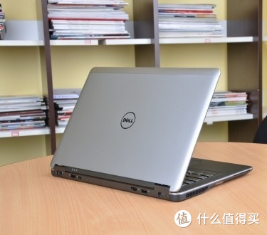 性能均衡兼顾外观的生产力工具